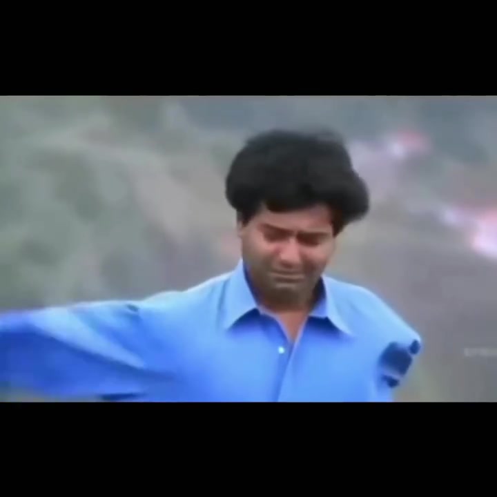 Zindagi ne pehli hai muskaan karne lagi hai, itna karam kyun na jaane, karvat le rahi hai