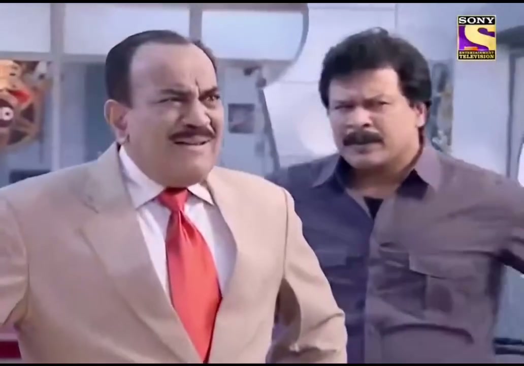 Kya? Ye kya bak rahe ho madarchod?