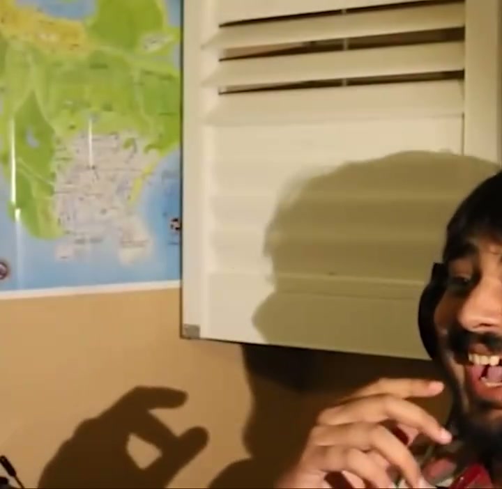 SomeOrdinaryGamers laughing reaction
