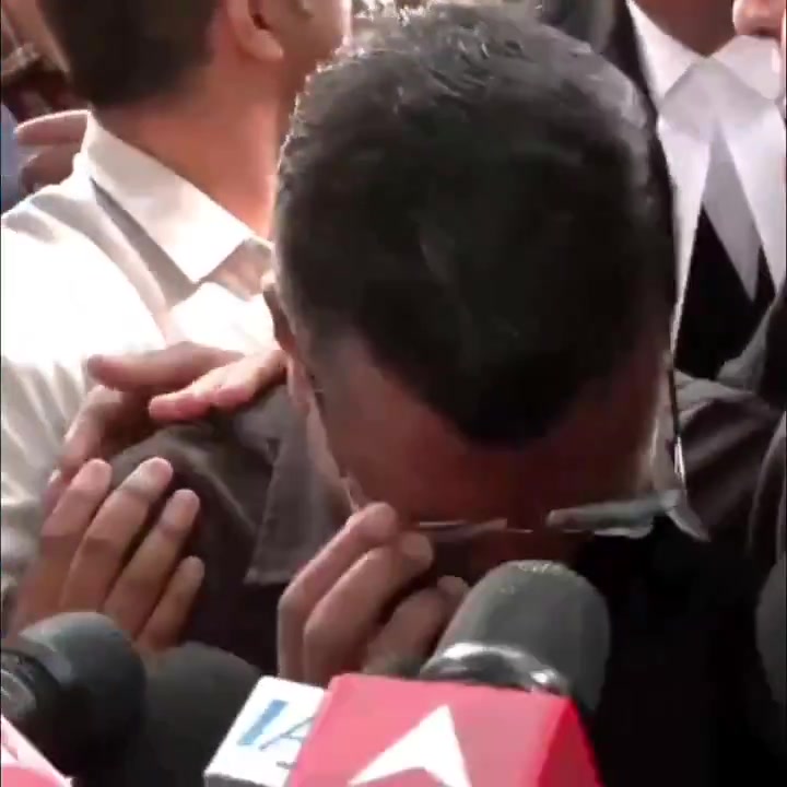 Arvind Kejriwal crying meme