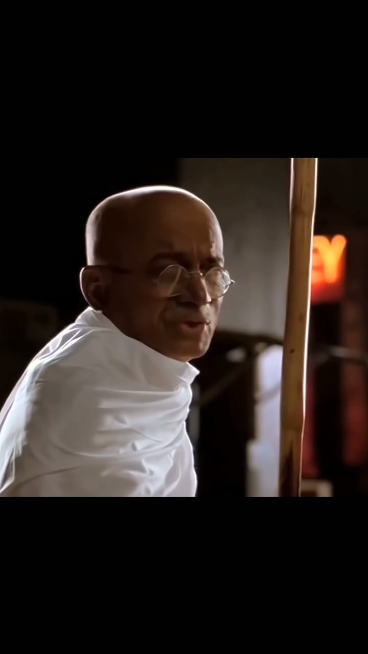 Jis raah pe tum chal rahe ho beta, ek din buri tarah phansoge. Us din mujhe yaad karna, main pahunch jaunga.