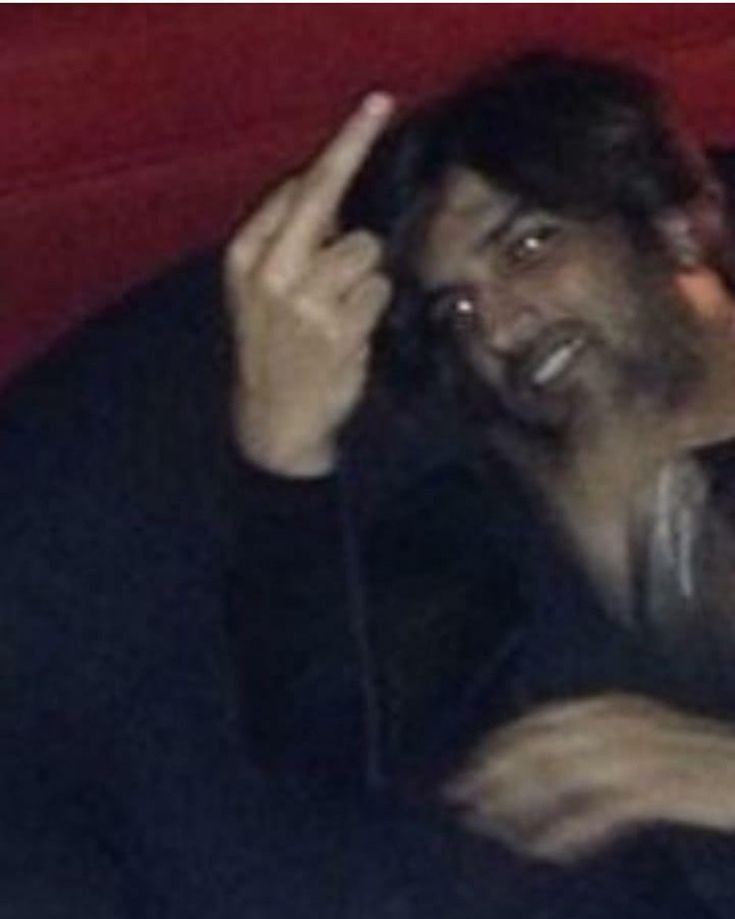 Sushant Singh Rajput middle finger reaction
